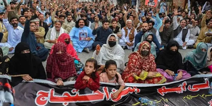 Pakistan Bans Pashtun Tahafuz Movement
